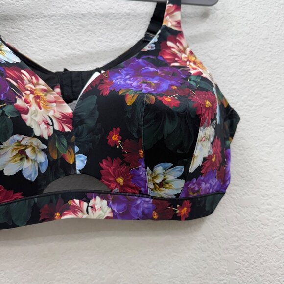 Cacique Floral Lighty Lined No Wire Adjustable Strap Bra Womens size 46C - Picture 2 of 6